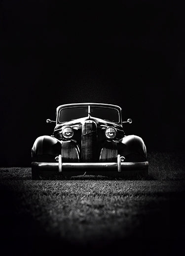 Auto clásico blanco y negro